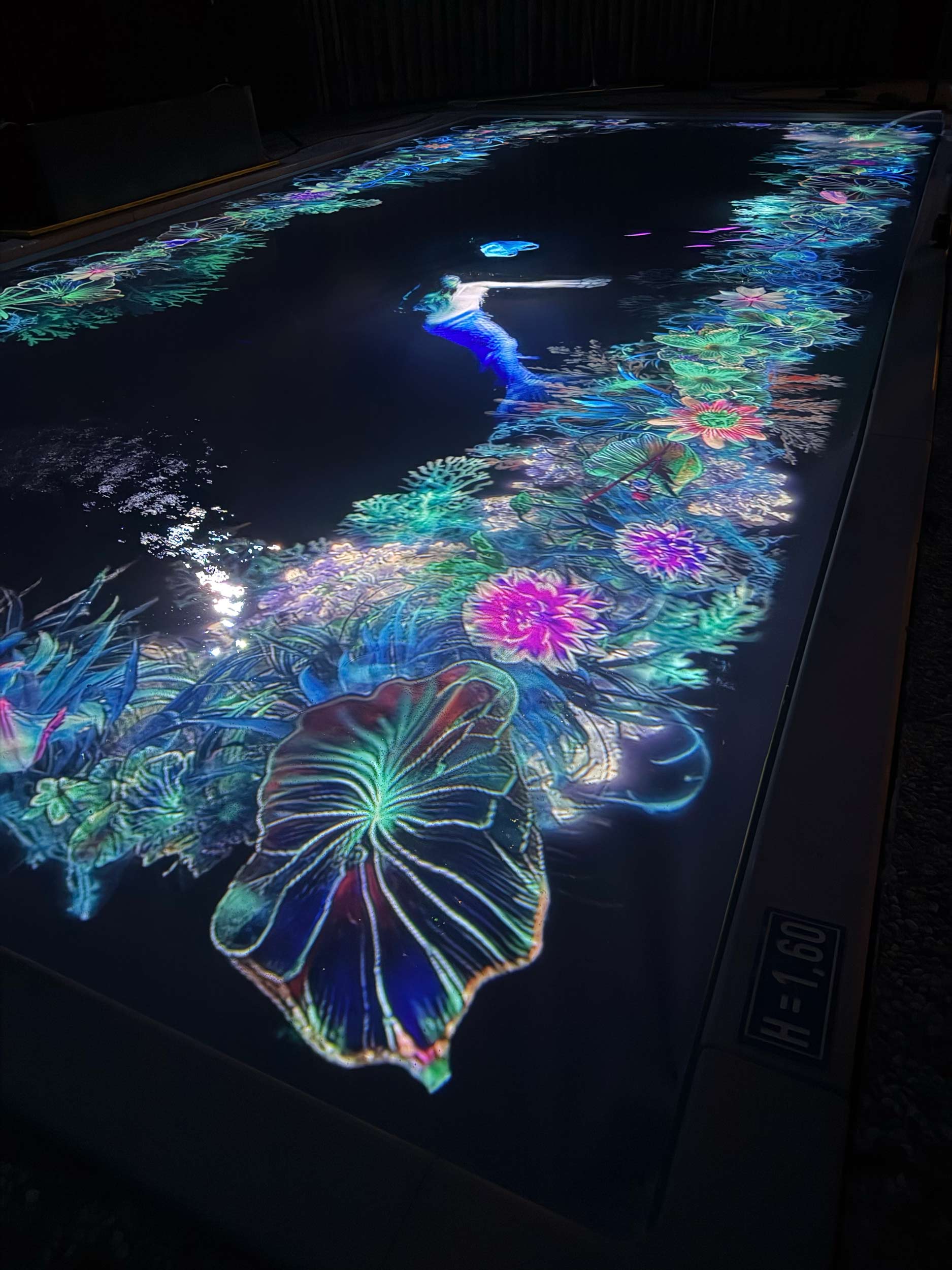 Wasserprojektion Sirens von Studio McGuire