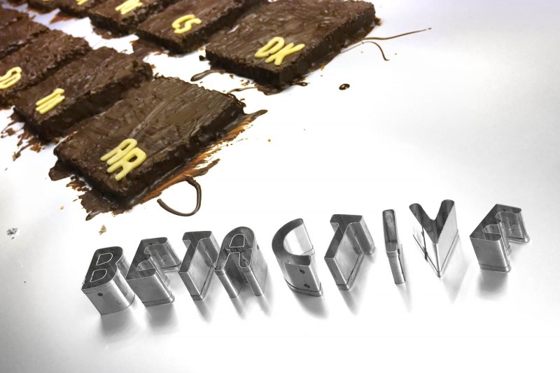 Weihnachtsbäckerei Lebkuchen Buchstaben